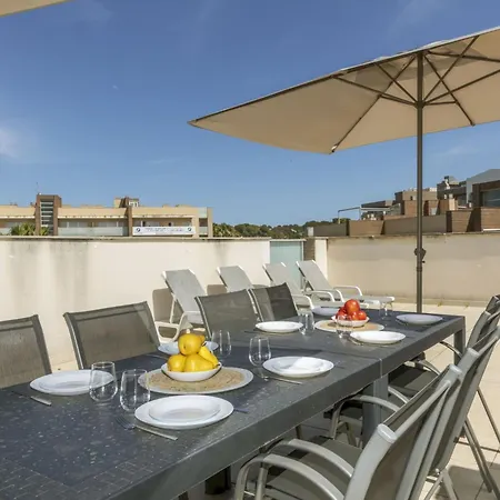 Apartamento Aquaria Atico-6 By Interhome *
